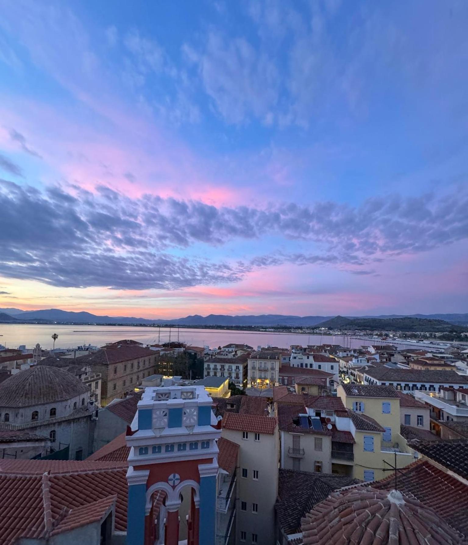 S&F Luxury Apartment Nafplio Bagian luar foto