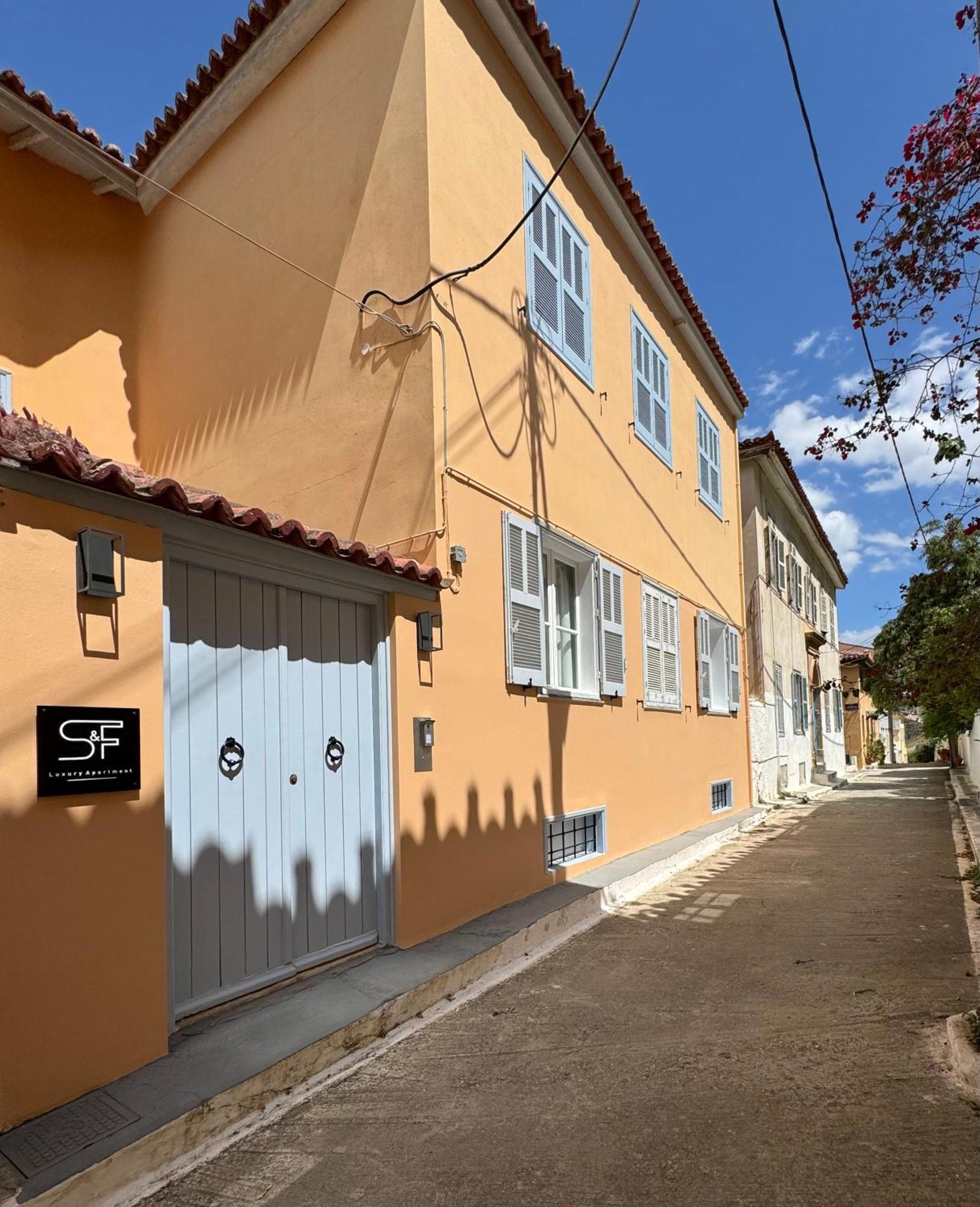 S&F Luxury Apartment Nafplio Bagian luar foto